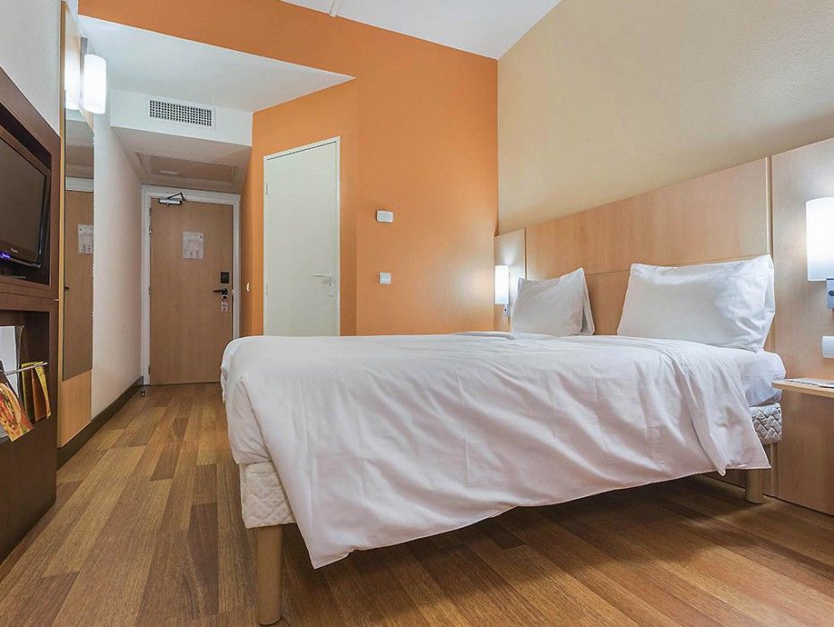 Ibis Tlemcen Hotel Exterior foto